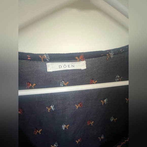 DÔEN Carolina Dress in Navy Carnation Embroidery - Picture 5 of 8